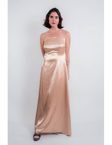 Robe longue à bretelles en satin doré