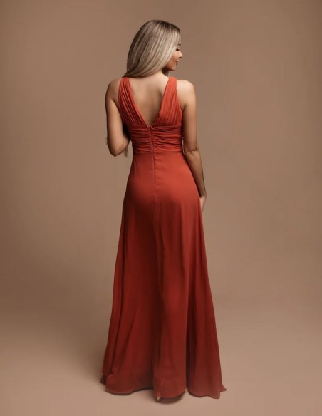 Vestido de fiesta largo con escote en pico fruncido