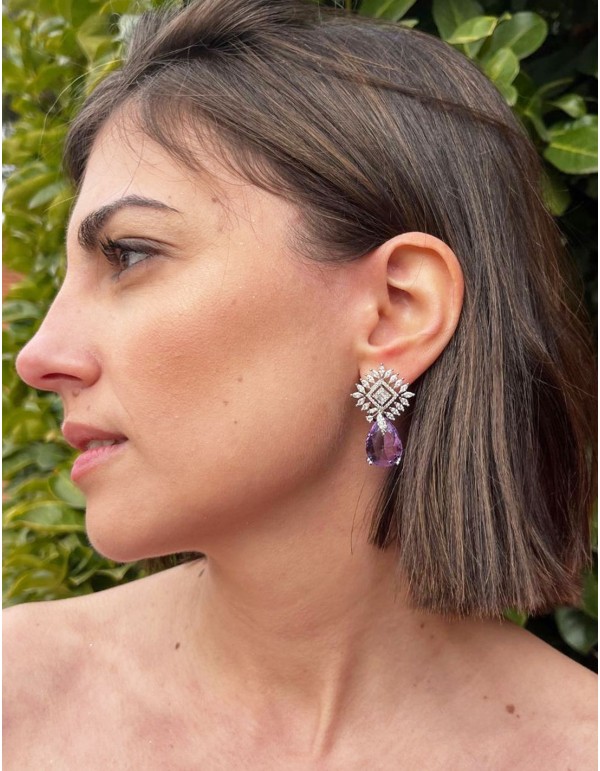 Pendientes de fiesta con cristales y piedra semipreciosa en forma de gota en lila