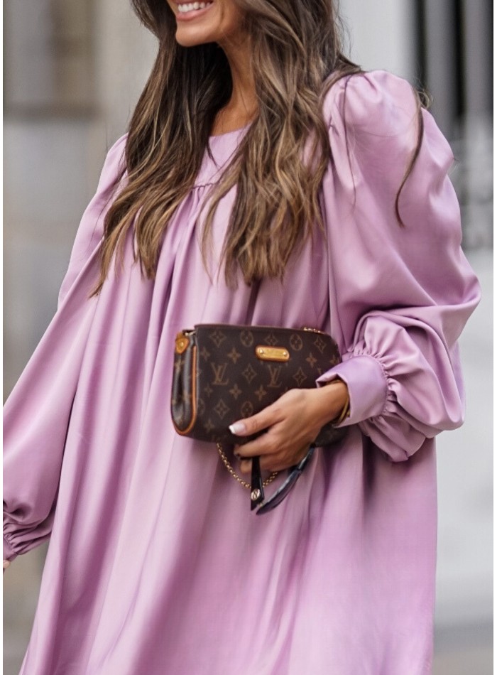 Short lilac dress with wide cut