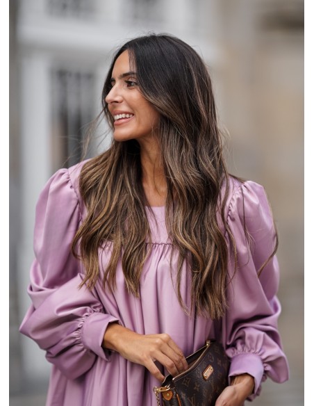 Robe courte lilas à coupe large