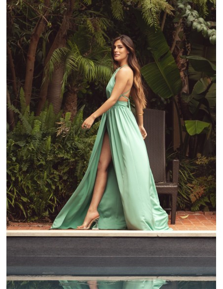 Robe longue décolletée vert menthe