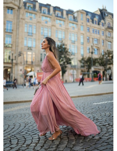 Robe longue plissée avec décolleté plongeant rose