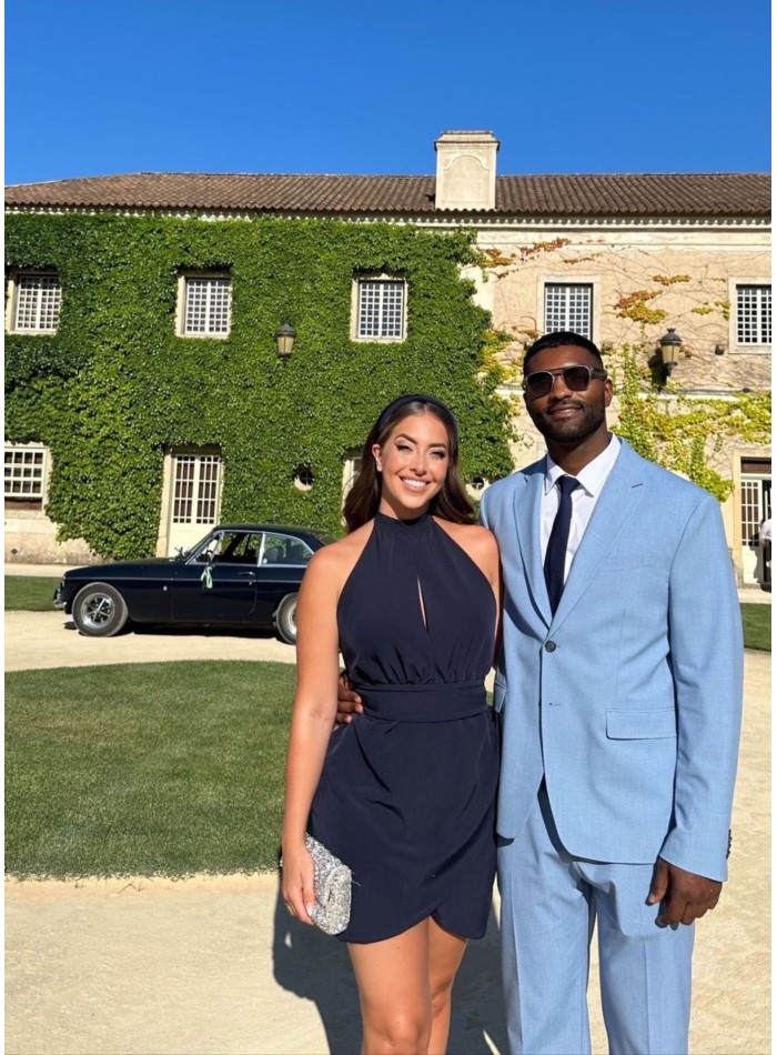 Vestido corto azul marino con espalda descubierta