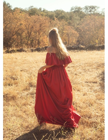 Vestido largo rojo con escote palabra de honor Vestido largo rojo con escote palabra de honor
