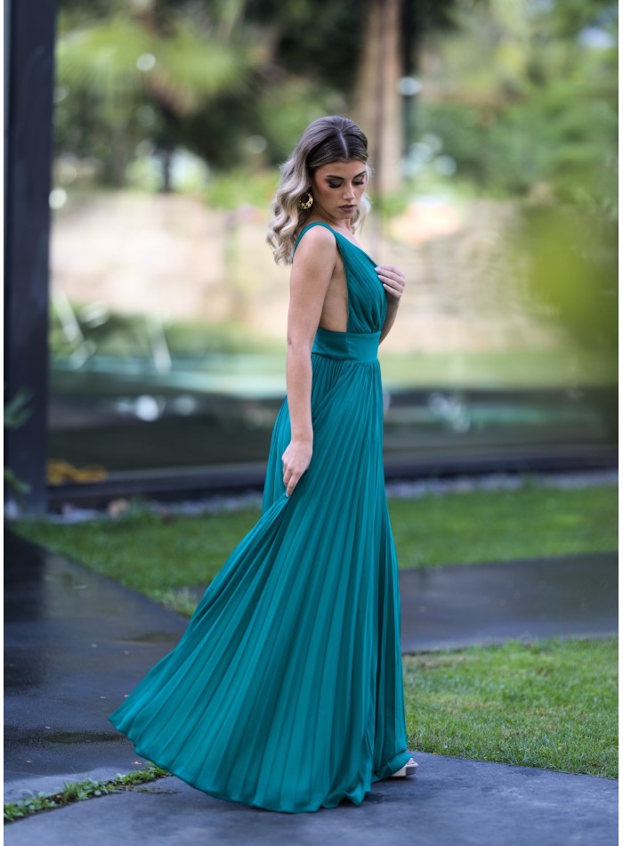 Pleated green long dress