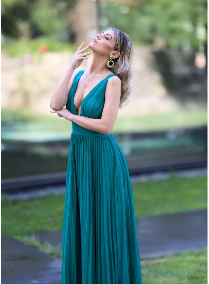 Vestido largo verde plisado