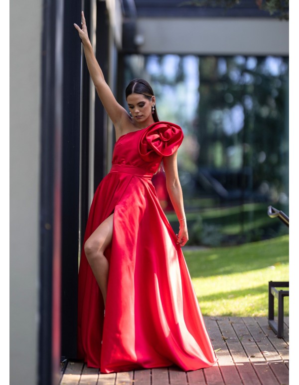 Robe d'invité structurée rouge princesse