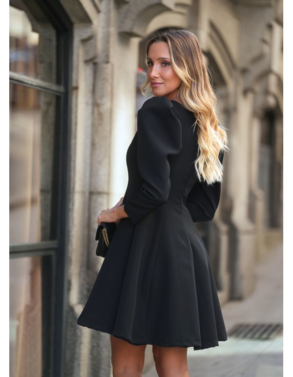 Short black dress with long sleeves 2