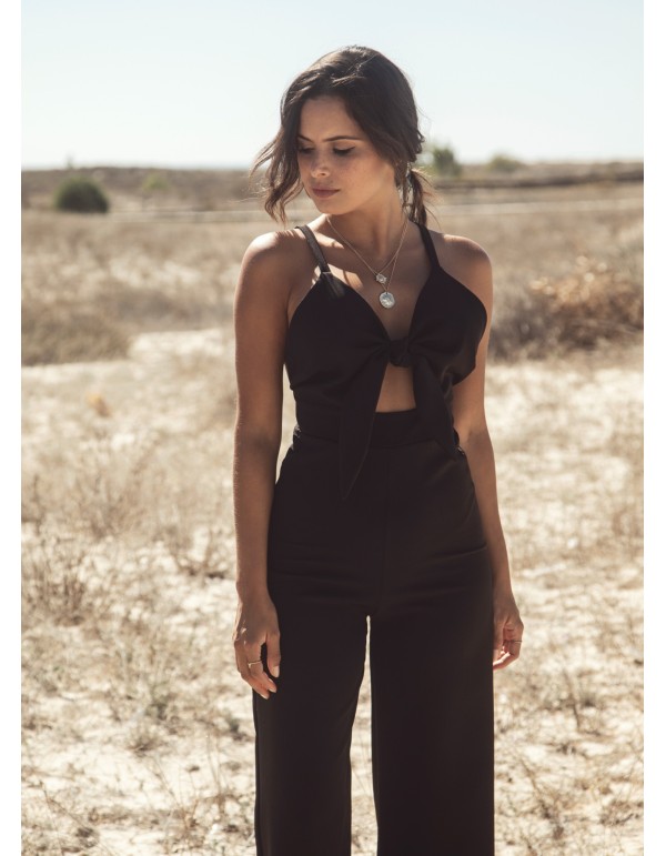 Black party jumpsuit knotted with suspenders 2