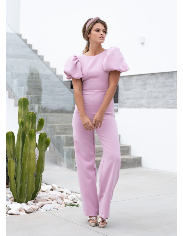 Lilac long jumpsuit with voluminous sleeves and V-neckline