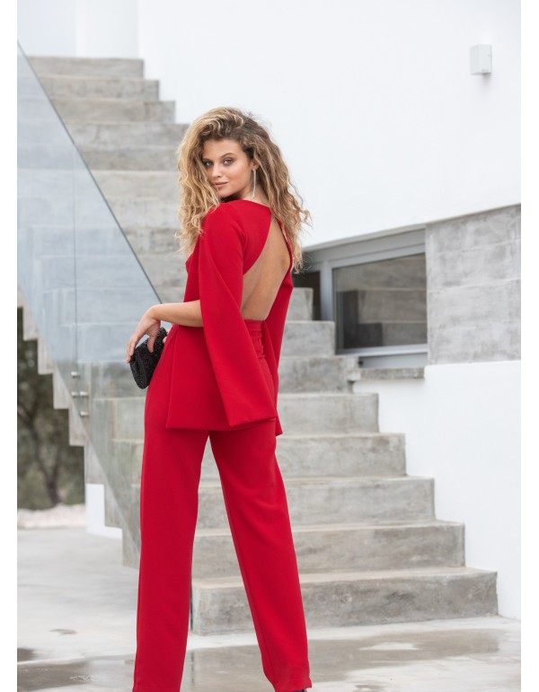 Mono rojo con manga capa y espalda descubierta 2