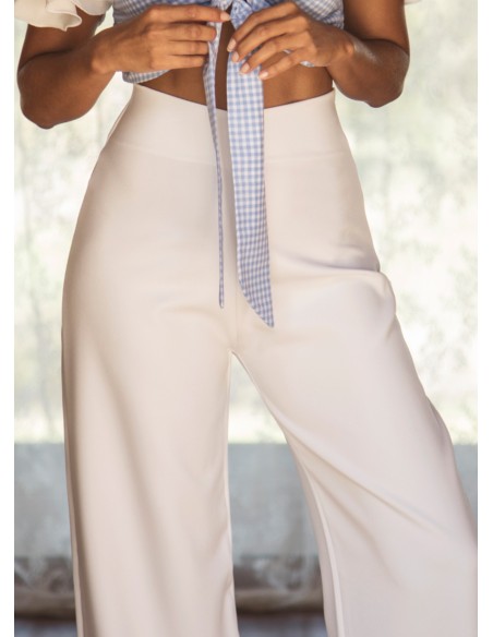 Pantalón blanco de cintura alta y pierna ancha