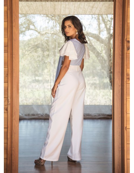 Pantalón blanco de cintura alta y pierna ancha