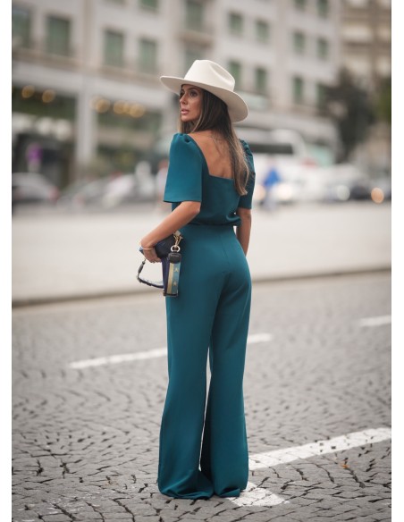 Pantalón verde de cintura alta y pierna ancha