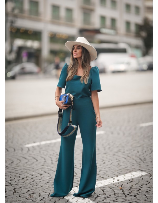 Pantalón verde de cintura alta y pierna ancha 2