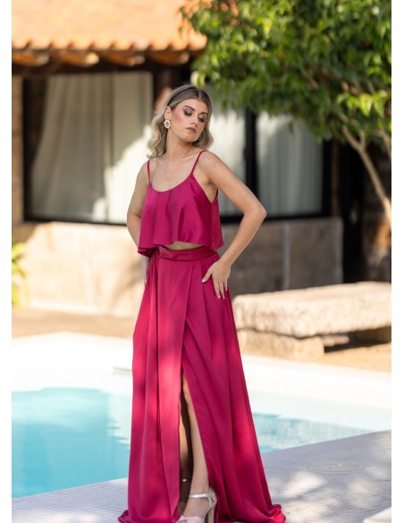 Cherry long skirt with invisible zipper and side slit