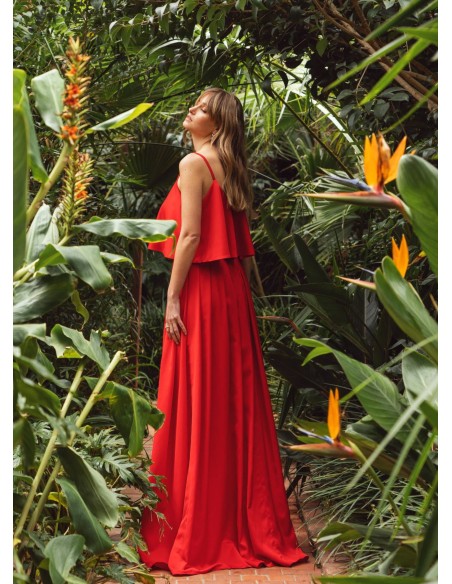 Top de fiesta corto con volante y tirantes para eventos