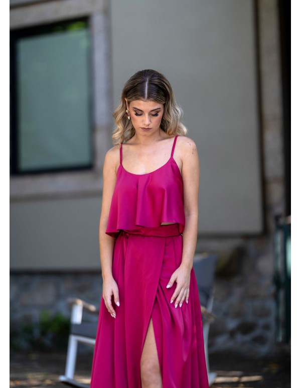 Cherry top with round neckline and straps