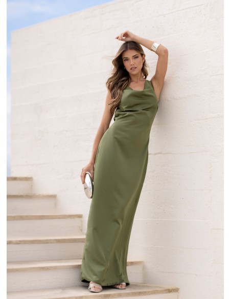 Robe longue vert sec avec encolure drapée