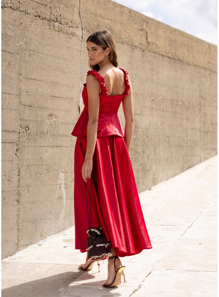 Red midi skirt with pockets and side zipper