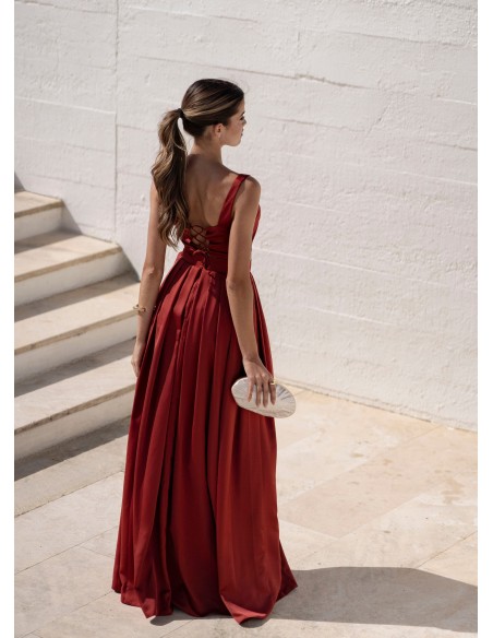Terracotta top with straps and square neckline