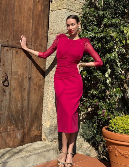 Vestido midi drapeado con manga francesa para invitada boda de día Vestido midi drapeado con manga francesa para invitada boda de día