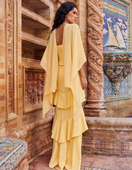 Top para invitada escote palabra de honor con fular de gasa multiposición