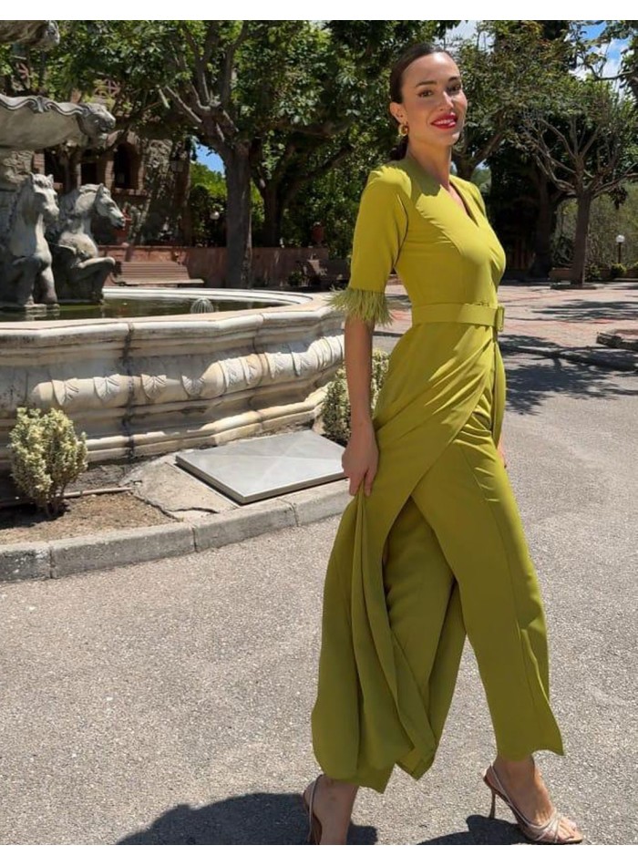 Conjunto de top largo y pantalón para invitada casaca y pantalón