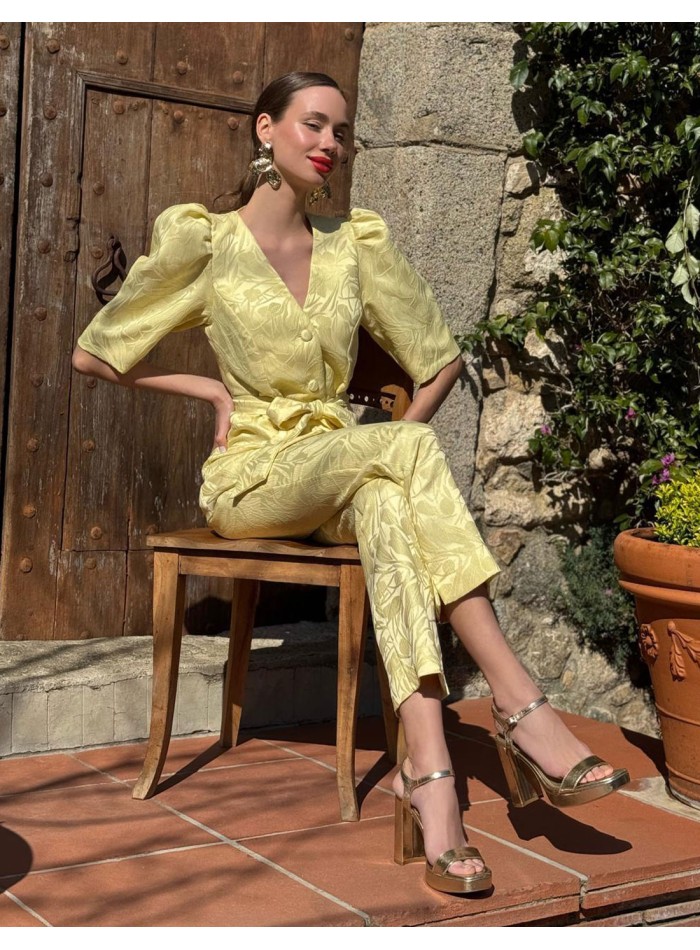 Ensemble top et pantalon à manches bouffantes