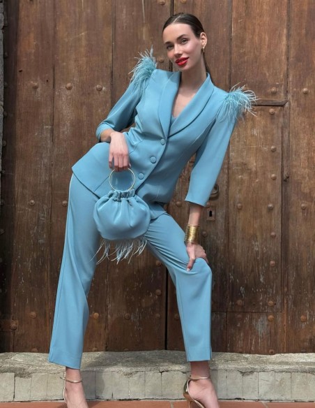 Three-piece suit jacket with feather detail