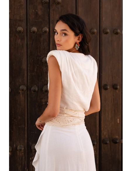 Conjunto mamá comunión en lino blanco con escote cruzado