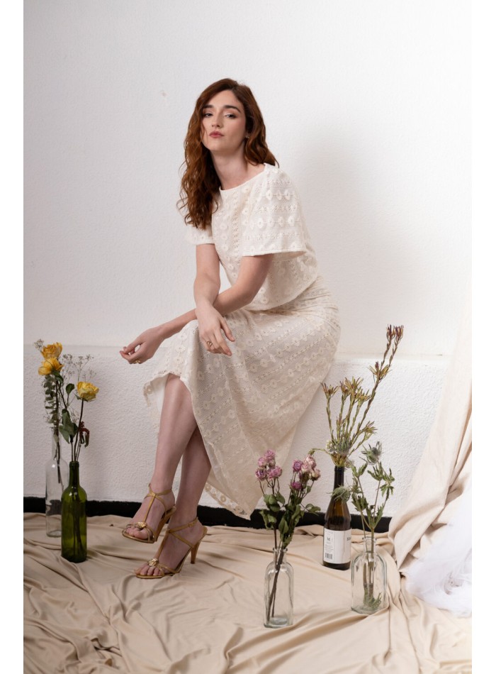 Falda midi evasé de macramé marfil para eventos