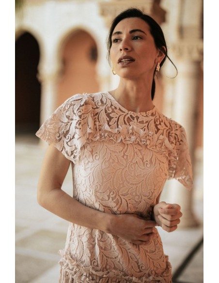 Pearl pink midi lace midi dress with ruffles