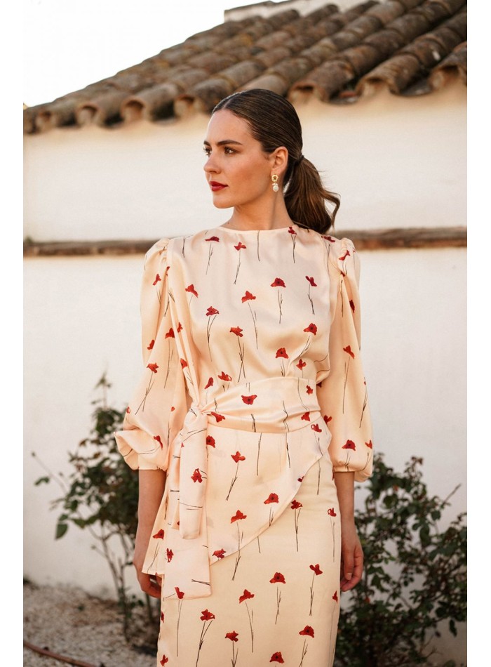 Top imprimé asymétrique avec ceinture à lacets