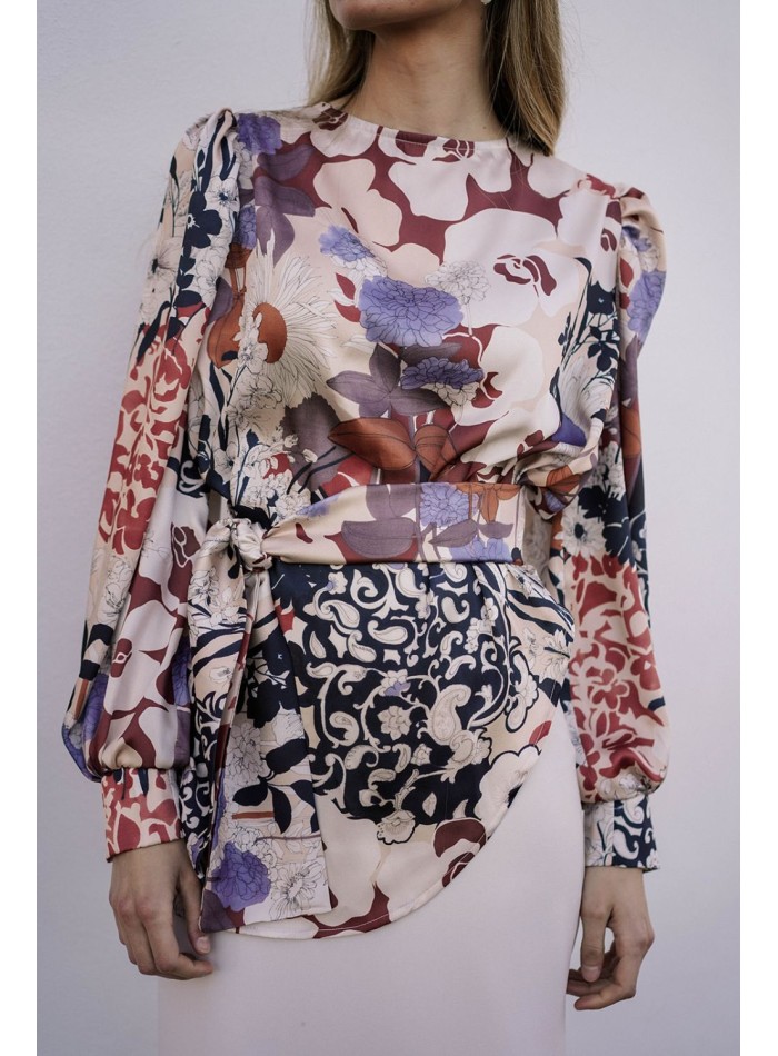 Top imprimé de style blouse avec ourlet...