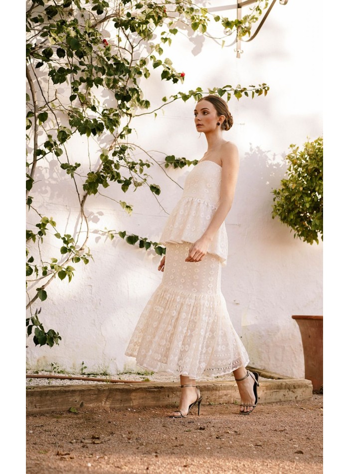 Top palabra de honor marfil con volante para mama comunion