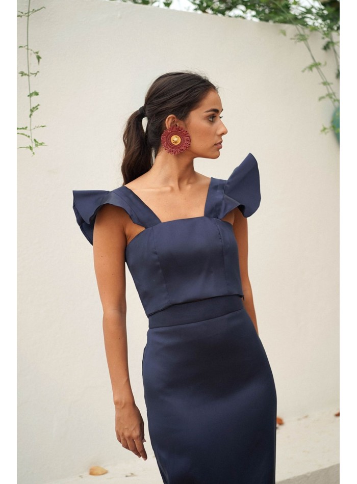 Top de mikado en azul marino con volantes para eventos