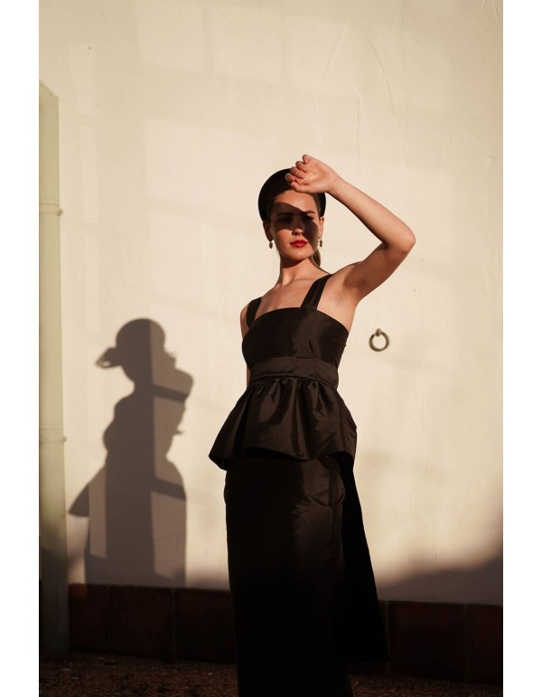 Black taffeta strapless top with peplum ruffle and maxi... 2