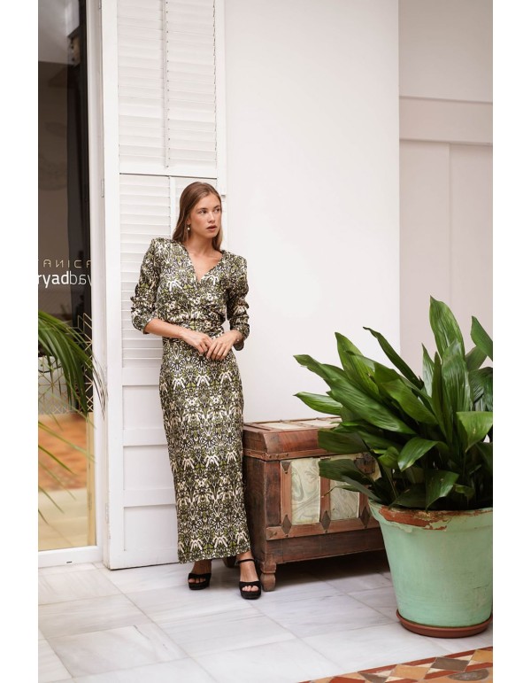 Falda midi evasé estampada en verdes, crudo y negro para eventos 2