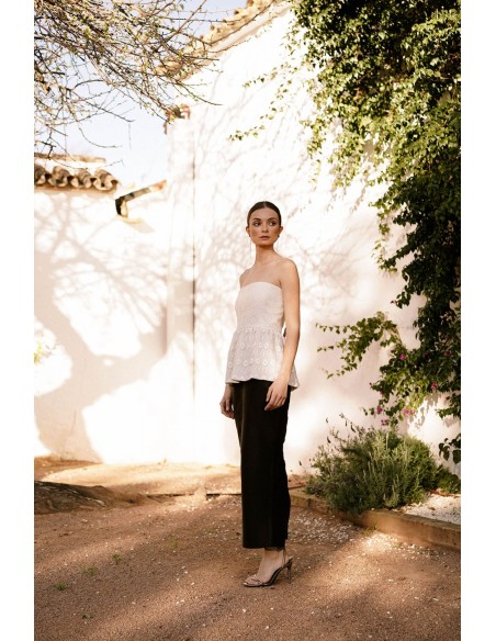 Straight midi skirt in black taffeta with back slit