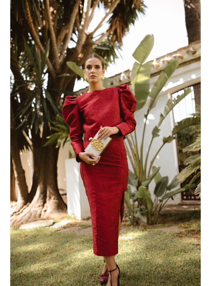Falda midi de invitada con brocado de flores burdeos