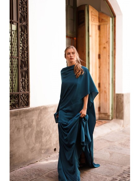 Vestido largo azul petróleo con falda de vuelo para eventos Vestido largo azul petróleo con falda de vuelo para eventos