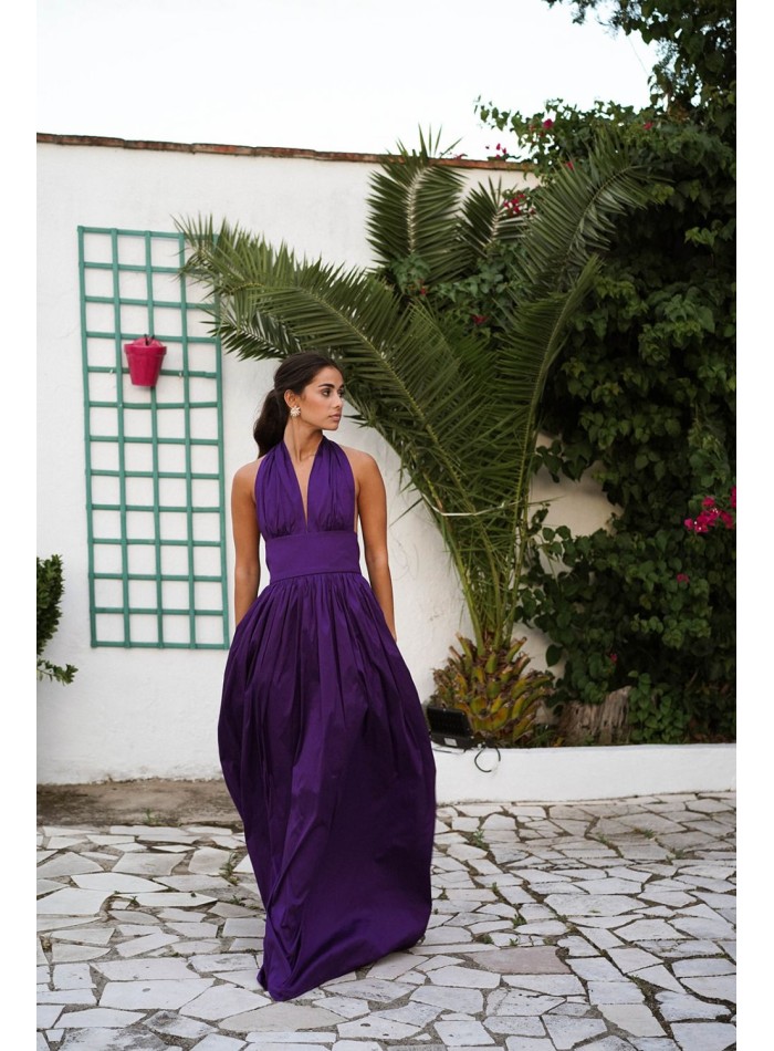 Longue robe violette avec jupe maxi et top multipositions