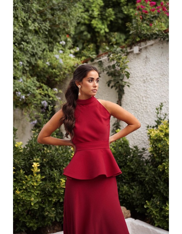 Vestido largo de invitada con cinturón estilo peplum 2
