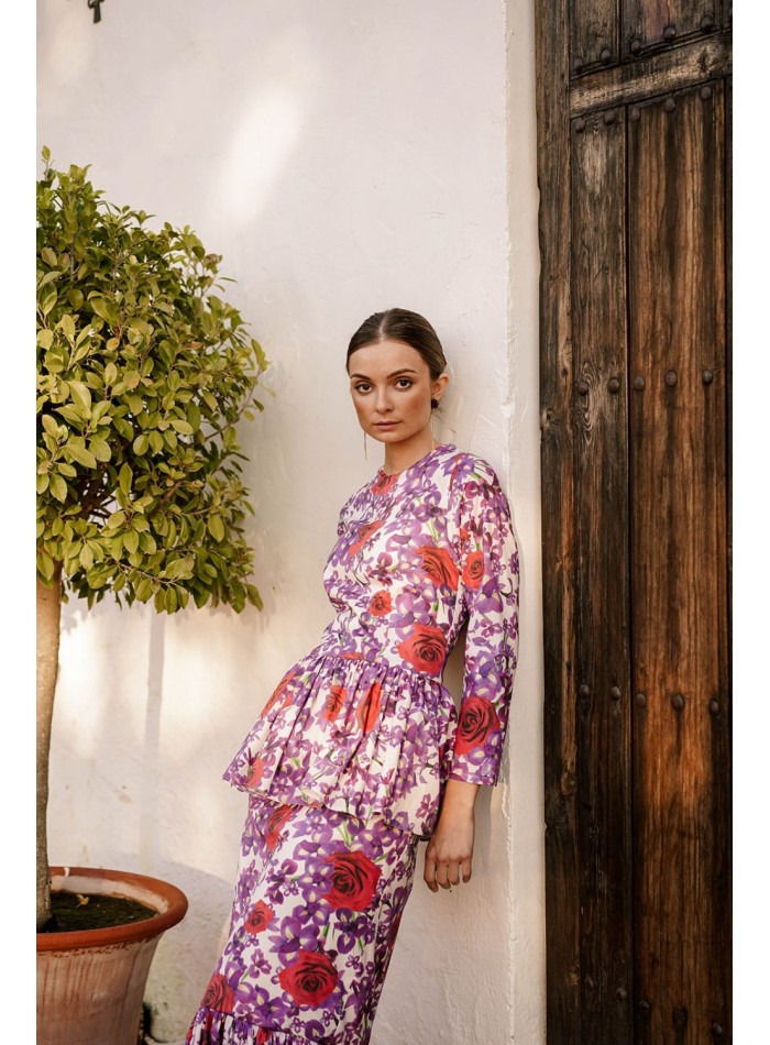 Printed long dress with pleated waist and...