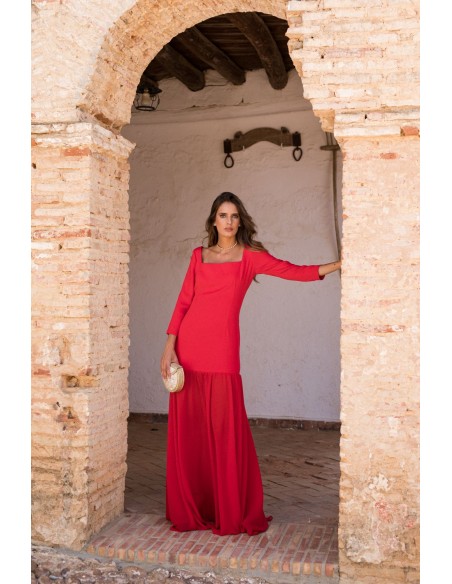 Vestido largo rojo con falda de gasa y cuerpo en crepé para bodas Vestido largo rojo con falda de gasa y cuerpo en crepé para bodas