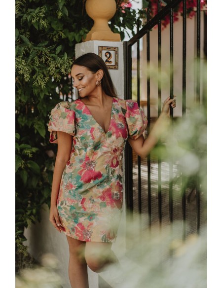 Short floral dress with short puffed sleeves