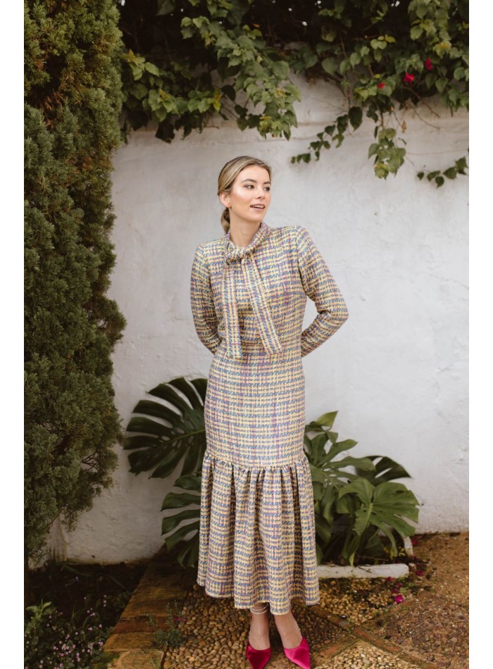 Robe midi en tweed multicolore avec laçage et volant