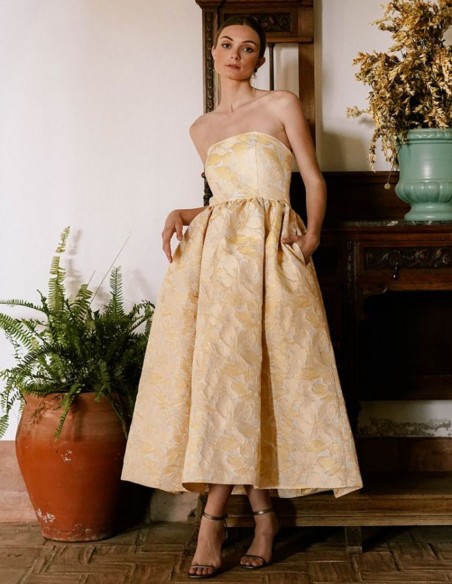 Yellow strapless midi dress with pockets